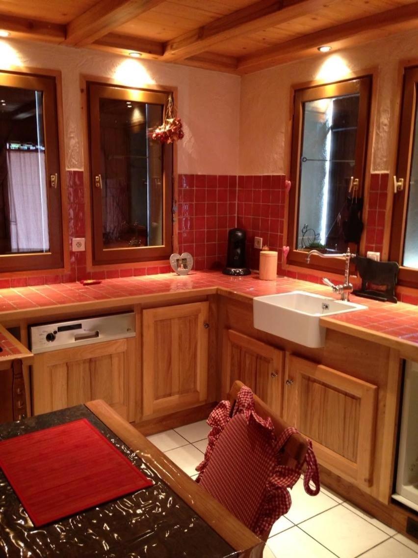Alpen Roc Hotel Morzine Ruang foto