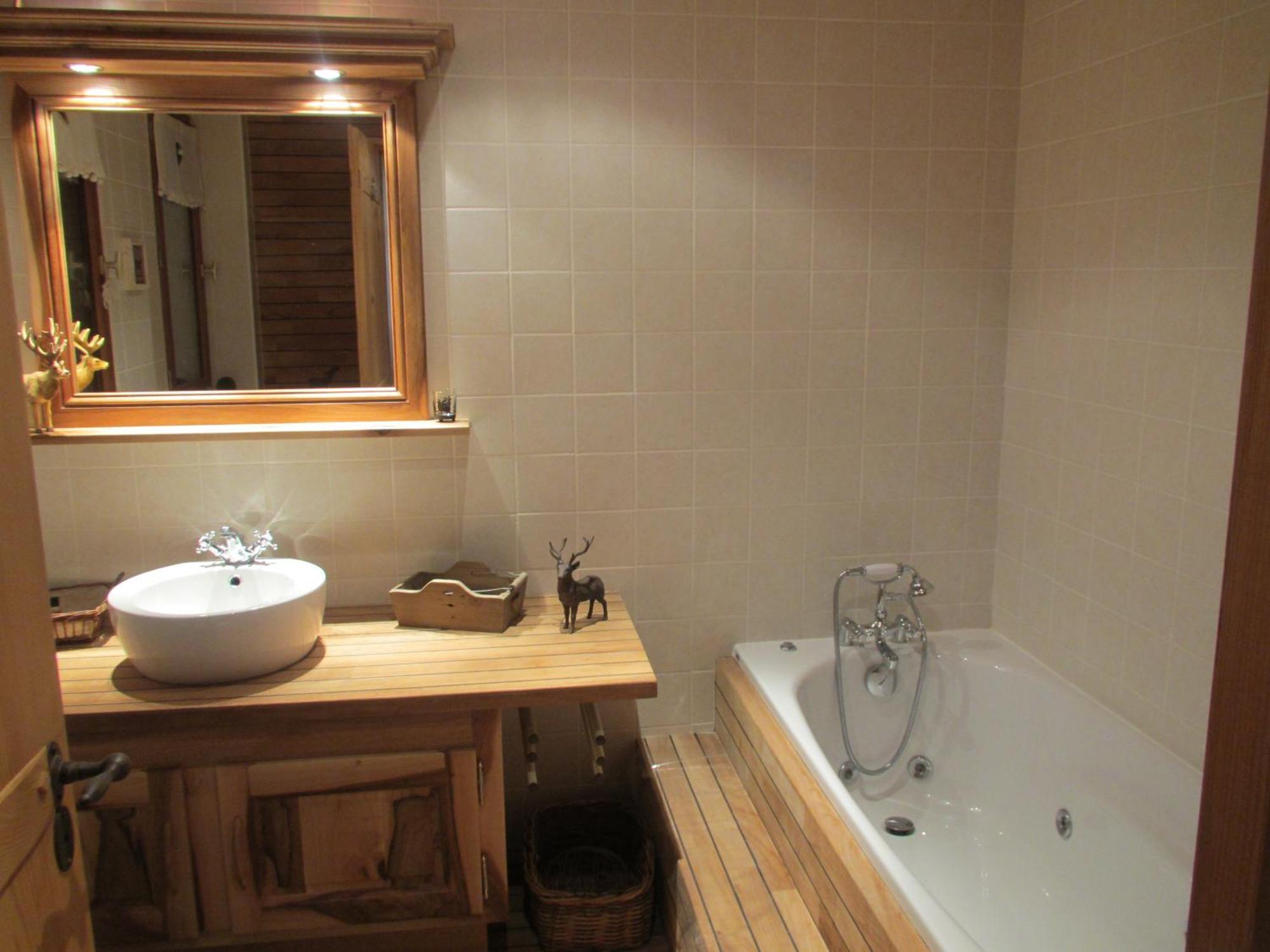 Alpen Roc Hotel Morzine Ruang foto