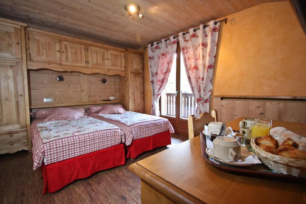 Alpen Roc Hotel Morzine Ruang foto