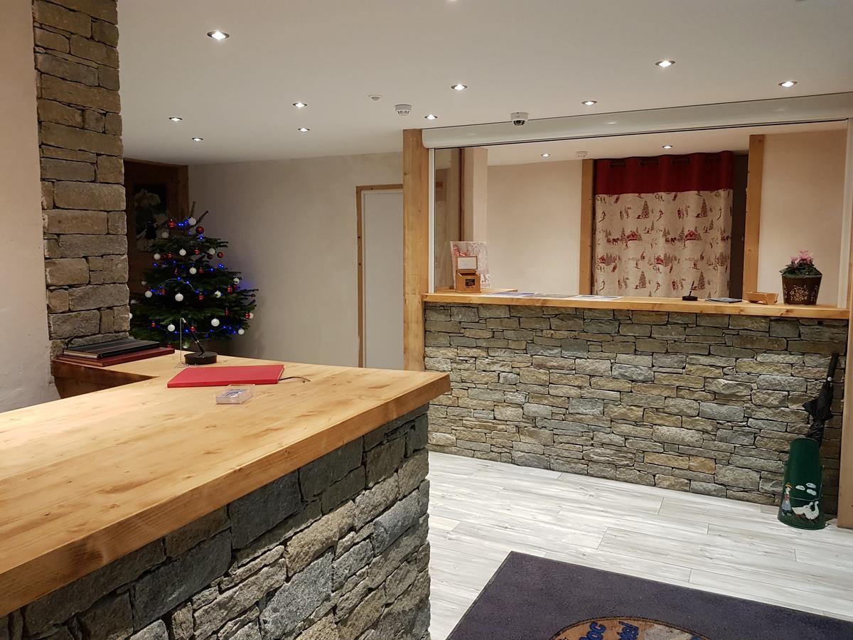 Alpen Roc Hotel Morzine Bagian luar foto