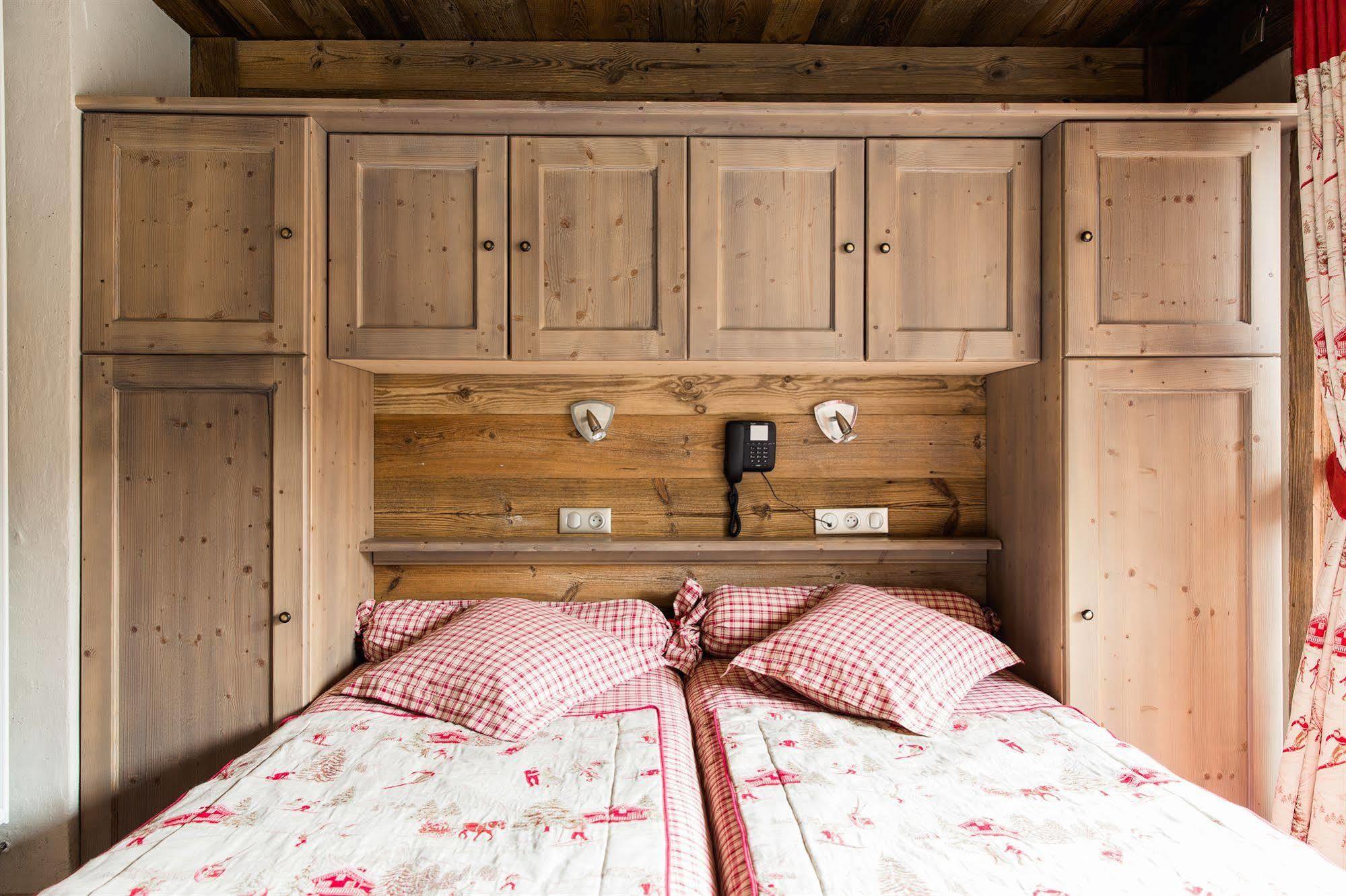 Alpen Roc Hotel Morzine Bagian luar foto