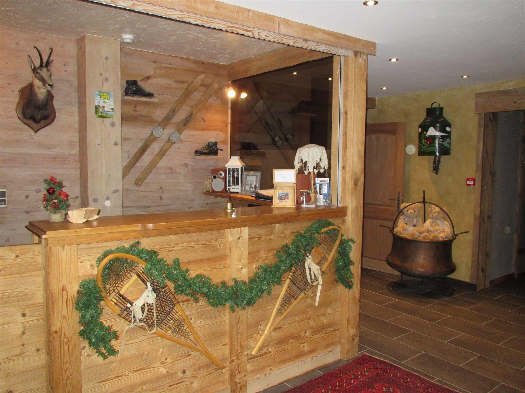 Alpen Roc Hotel Morzine Bagian luar foto