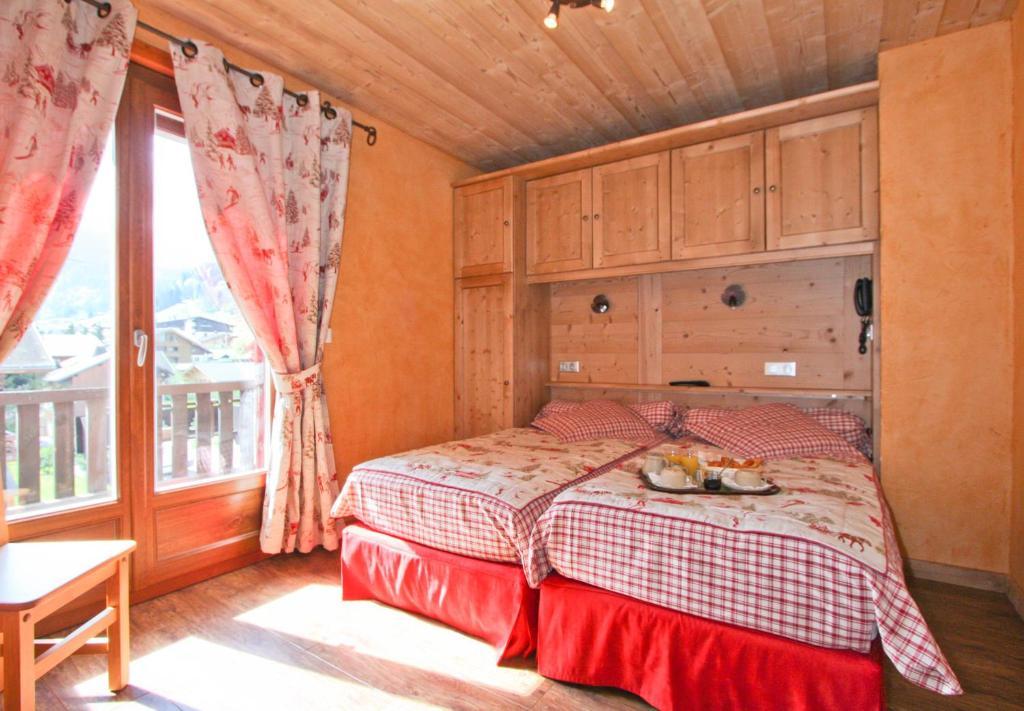 Alpen Roc Hotel Morzine Ruang foto
